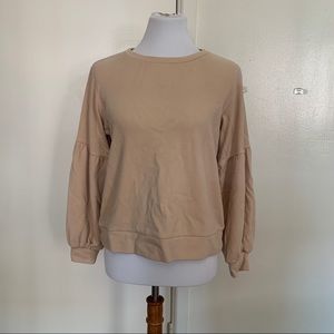 bb dakota pink crewneck w puff sleeves sz small
